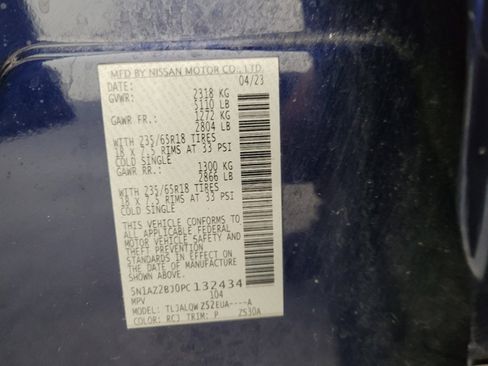 Used 2023 Nissan Murano SV image 33