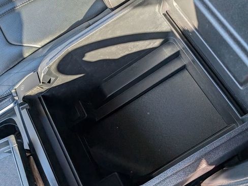 Used 2021 Ford Expedition Platinum image 36