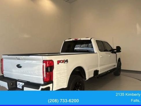 Used 2023 Ford F350 XLT w/ XLT Premium Package image 7