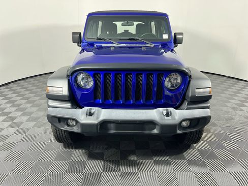Used 2018 Jeep Wrangler Unlimited Sport image 8