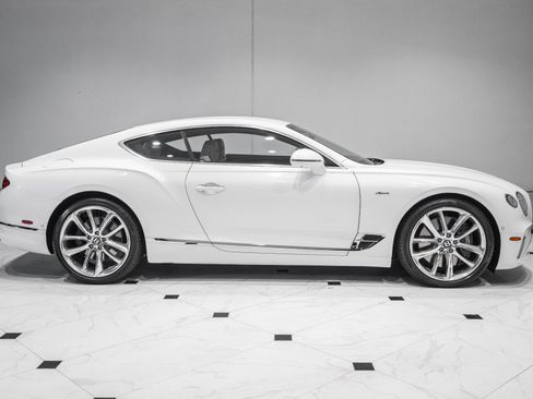 Certified 2023 Bentley Continental GT V8 AWD/4WD image 5