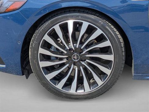 Used 2018 Lincoln Continental Black Label w/ Rear-seat Package image 7