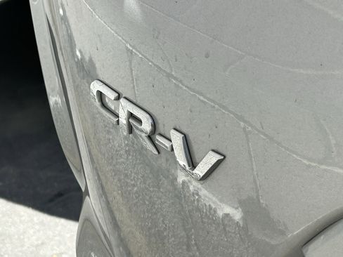 Used 2018 Honda CR-V EX image 2