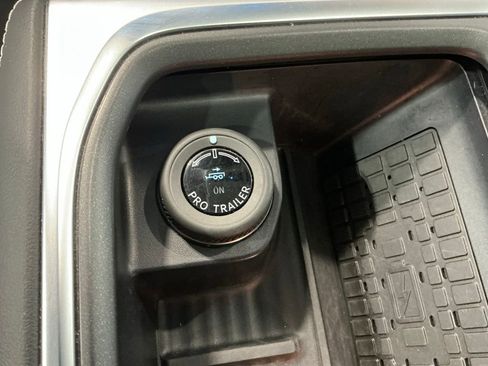 Used 2025 Ford Expedition Max Platinum AWD/4WD image 15