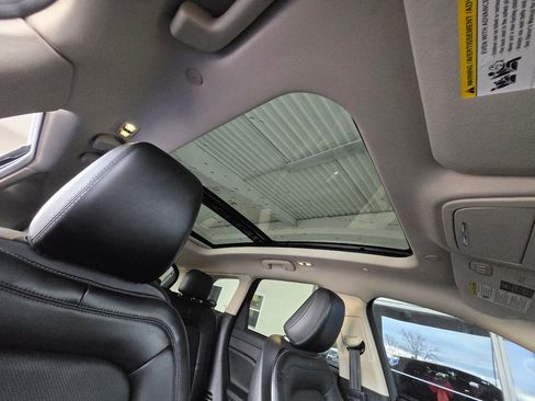 Used 2023 Lincoln Corsair AWD w/ Equipment Group 101A image 26