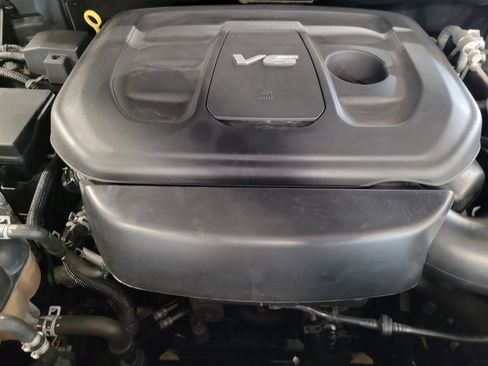 Used 2019 Jeep Grand Cherokee Limited RWD image 30