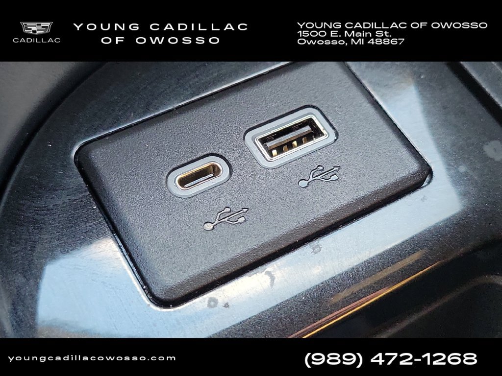 Used 2023 Cadillac Escalade Premium Luxury w/ LPO, Illumination Package AWD/4WD image 21