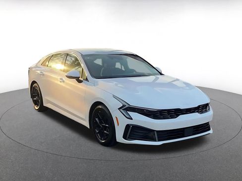 Used 2025 Kia K5 LXS image 3