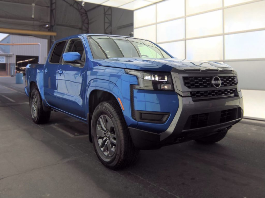Used 2026 Nissan Frontier SV w/ Tow Package AWD/4WD image 1