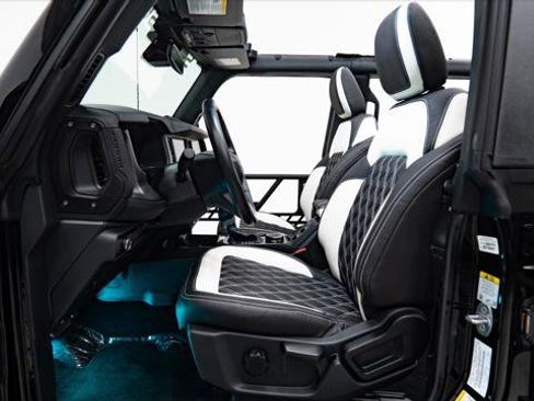 Used 2025 Ford Bronco Big Bend image 32