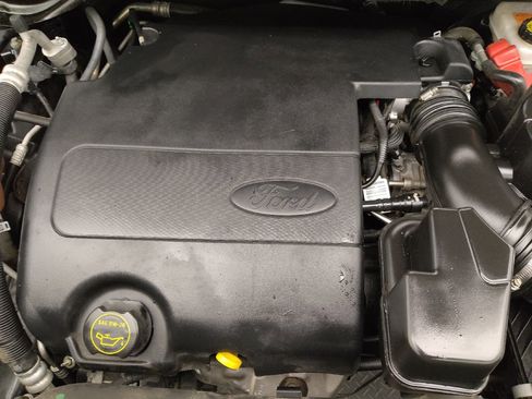 Used 2017 Ford Explorer XLT FWD image 30