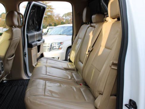 Used 2017 Ford F250 Lariat w/ Lariat Value Package image 34