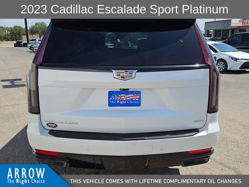 Used 2023 Cadillac Escalade Sport Platinum AWD/4WD image 11