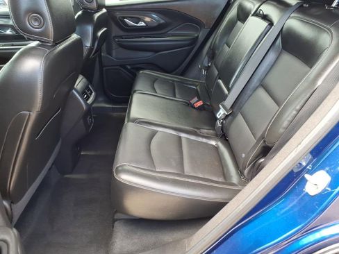 Certified 2023 GMC Terrain SLT w/ Tech Package FWD image 15