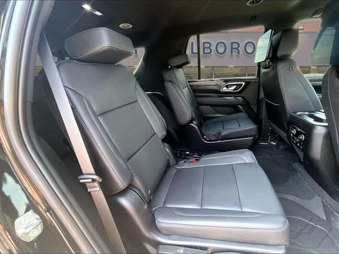 Used 2024 Chevrolet Tahoe Z71 w/ Z71 Off-Road Package AWD/4WD image 27