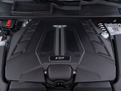Certified 2023 Bentley Bentayga Extended Wheelbase AWD/4WD image 50