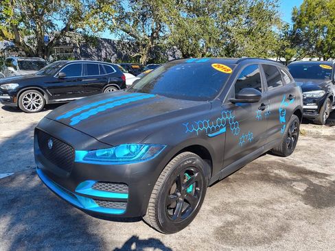 Used 2018 Jaguar F-PACE Premium AWD/4WD image 17