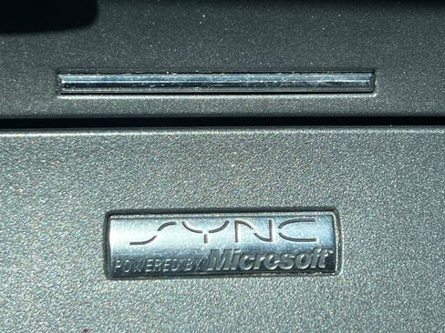 Used 2010 Lincoln MKZ FWD image 25