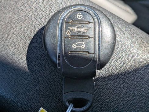 Used 2020 MINI Cooper S image 30