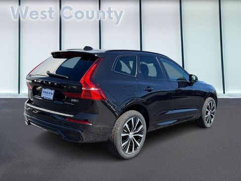 Certified 2024 Volvo XC60 B5 Plus w/ Protection Package Premier AWD/4WD image 4