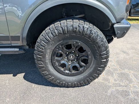 Used 2022 Ford Bronco Wildtrak AWD/4WD image 12