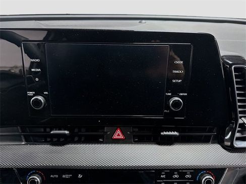 Used 2023 Kia Sportage LX image 12