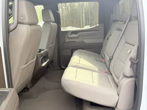 New 2026 GMC Sierra 1500 SLT w/ SLT Premium Package image 43