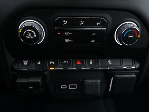 New 2026 Chevrolet Silverado 2500 Custom w/ Custom Value Package image 15