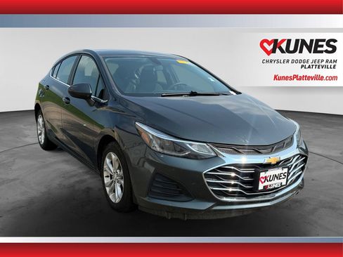 Used 2019 Chevrolet Cruze LT w/ LT True North Edition FWD image 1