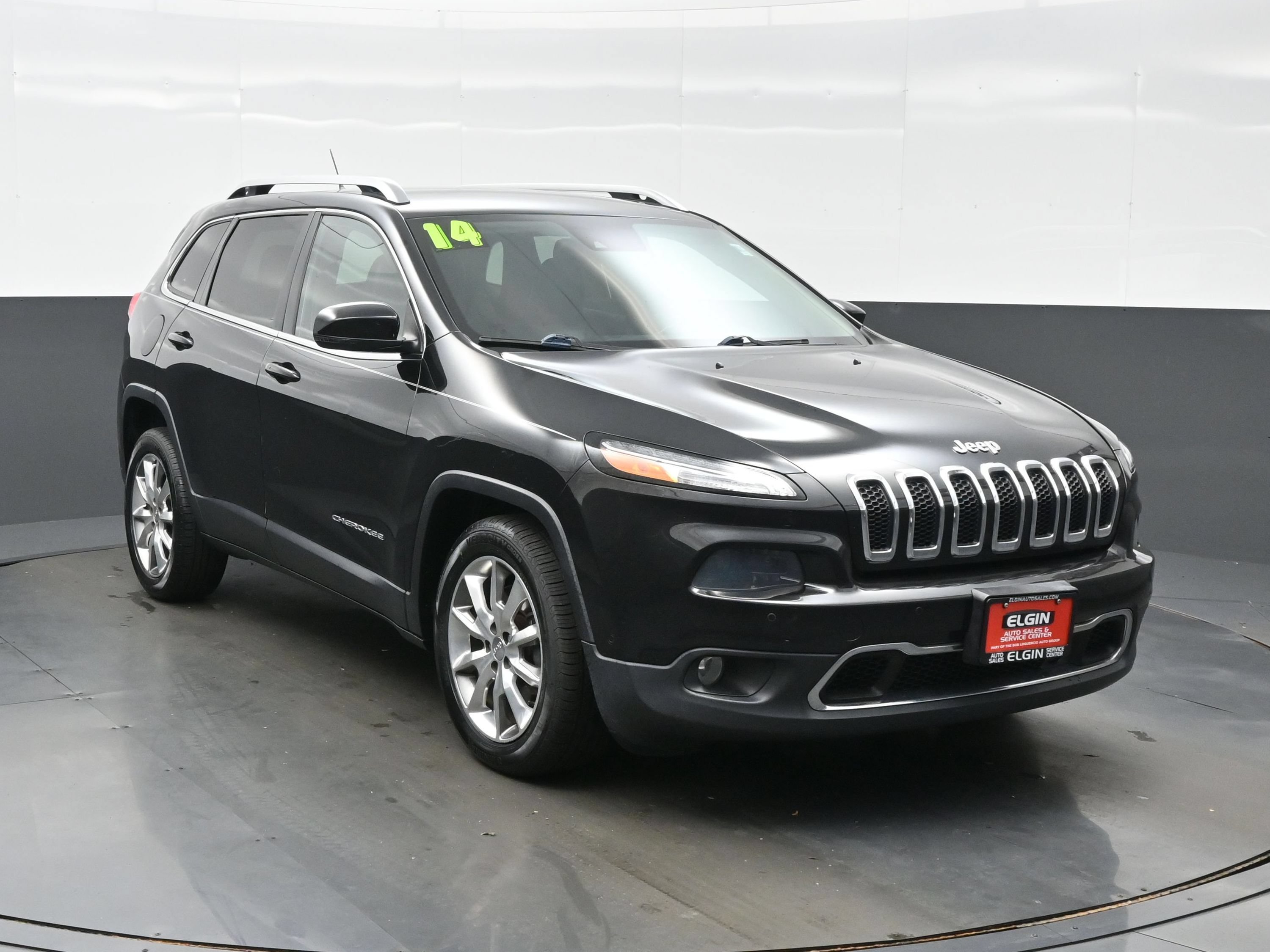 Used 2014 Jeep Cherokee Limited w/ Technology Group FWD image 8
