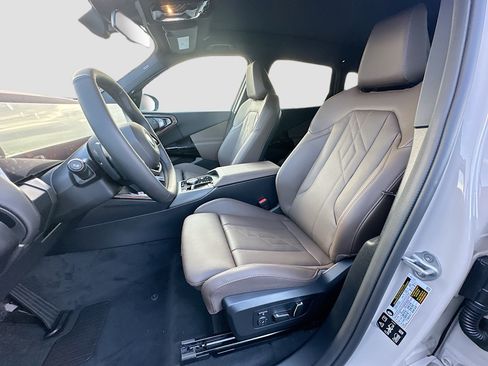 New 2026 BMW X3 xDrive30i w/ Premium Package AWD/4WD image 15