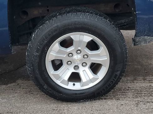 Used 2019 Chevrolet Silverado 1500 LT w/ All Star Edition image 6