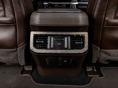 Used 2024 Ford F250 King Ranch w/ Chrome Package AWD/4WD image 33