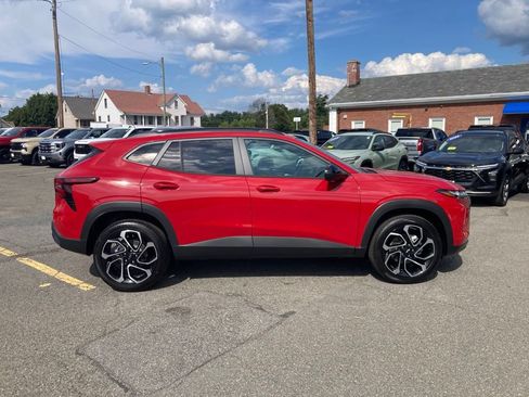 New 2026 Chevrolet Trax RS w/ Driver Confidence Package FWD image 27