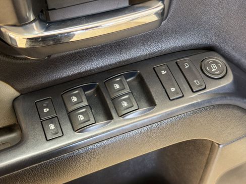 Used 2018 Chevrolet Silverado 1500 W/T w/ WT Convenience Package AWD/4WD image 13