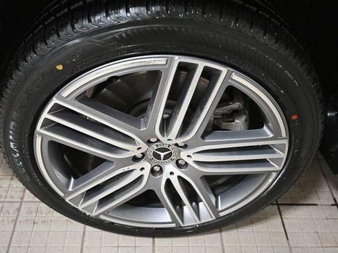 Used 2020 Mercedes-Benz GLS 450 4MATIC image 19