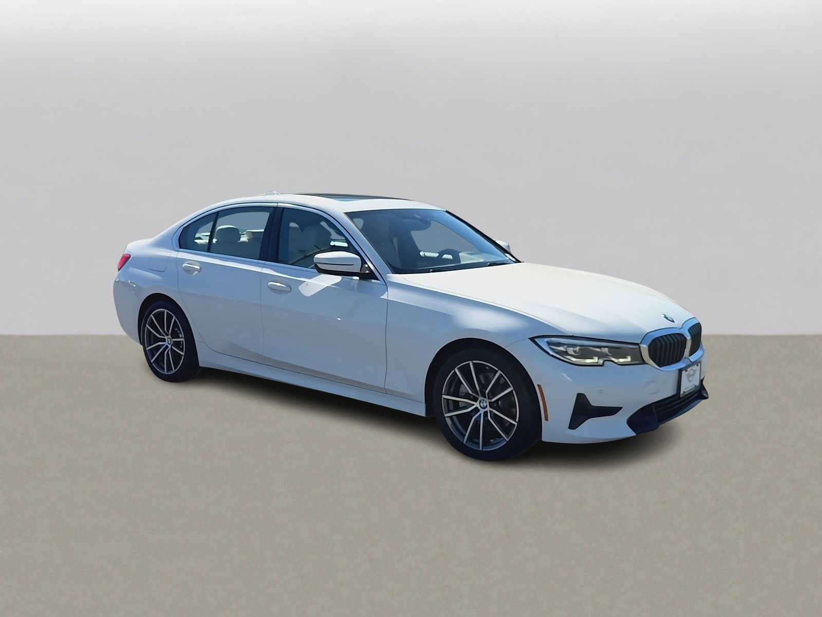 Used 2020 BMW 330i Sedan w/ Convenience Package RWD image 2