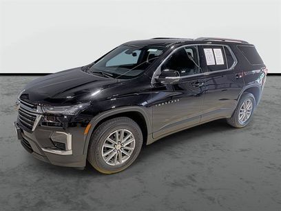 Used 2023 Chevrolet Traverse LT