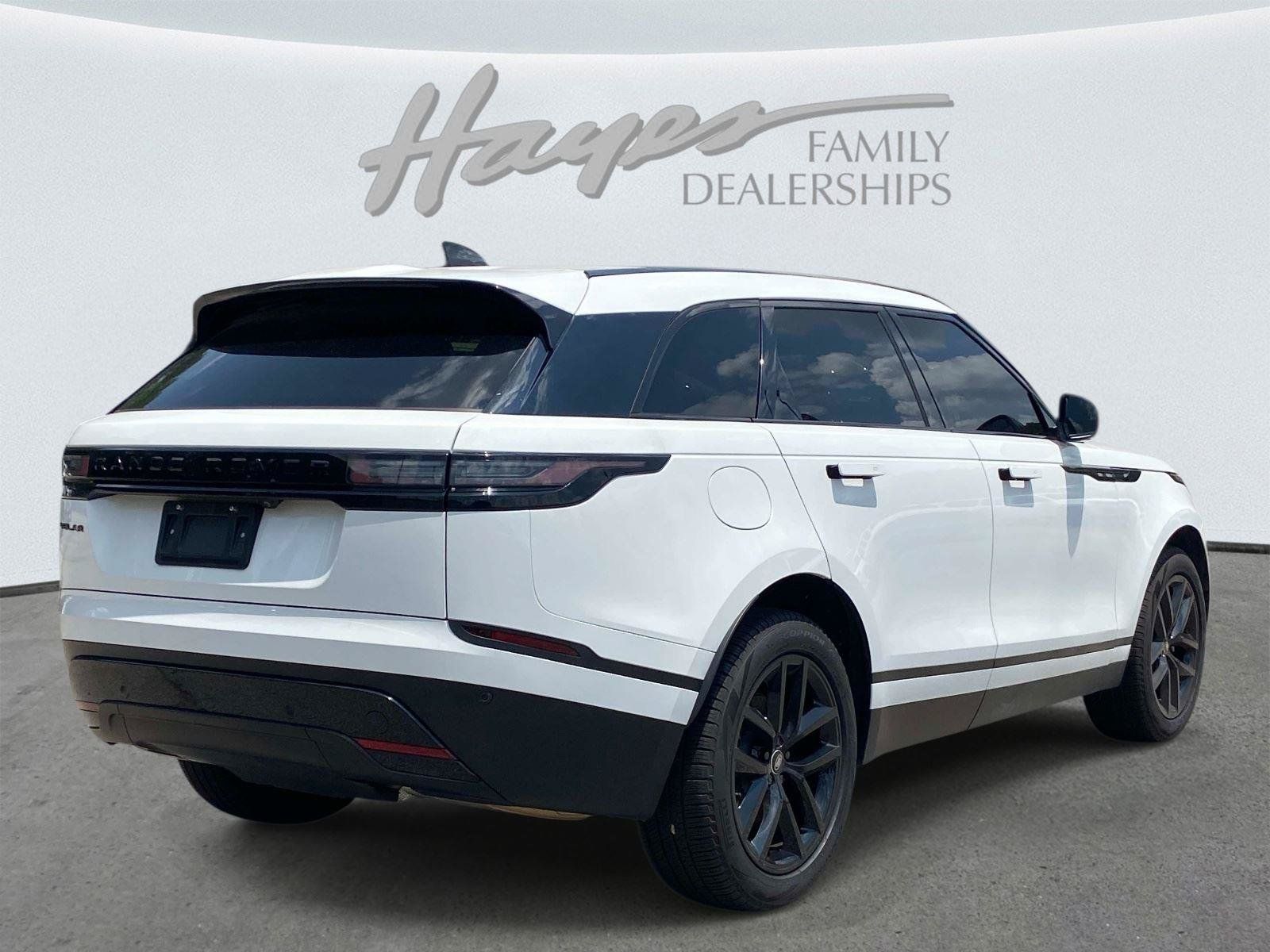 Used 2025 Land Rover Range Rover Velar S AWD/4WD image 3
