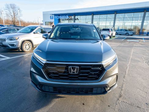 Used 2023 Honda CR-V EX image 2