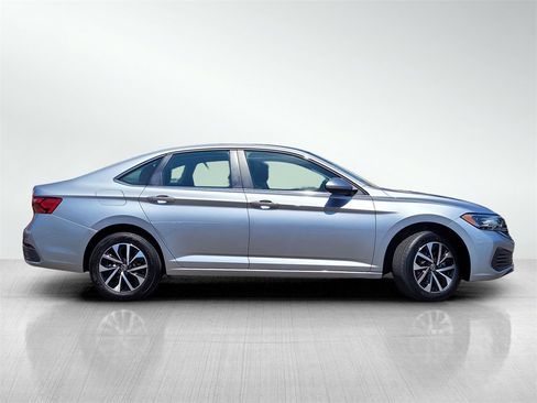 Certified 2024 Volkswagen Jetta S image 3