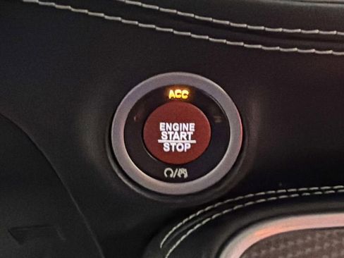 Used 2022 Dodge Challenger SRT Hellcat w/ Plus Package image 25