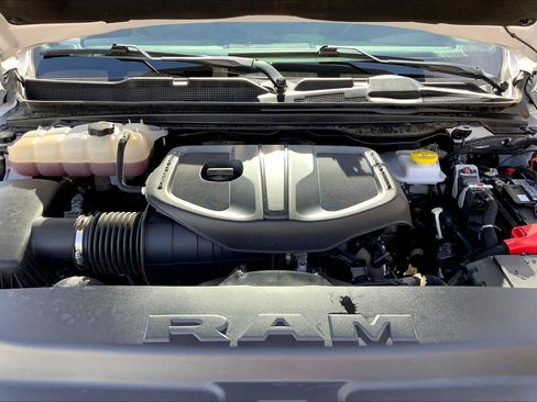 Used 2025 RAM 1500 Laramie w/ Laramie Southwest Edition image 31