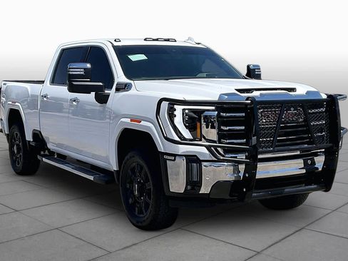 Used 2025 GMC Sierra 2500 SLT w/ Texas SLT Premium Package AWD/4WD image 3
