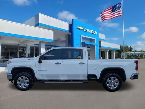 Used 2023 Chevrolet Silverado 2500 LTZ AWD/4WD image 7
