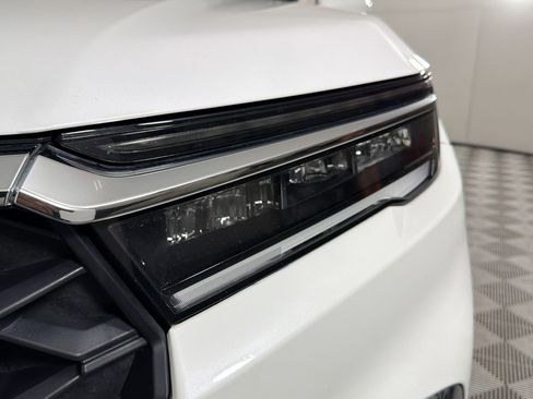 Used 2024 Honda Pilot EX-L image 11