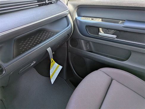 New 2025 Volkswagen ID. Buzz Pro S image 20