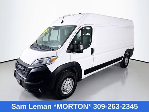 Used 2025 RAM ProMaster 2500 w/ Convenience Group image 3