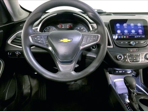 Used 2023 Chevrolet Malibu LT image 5