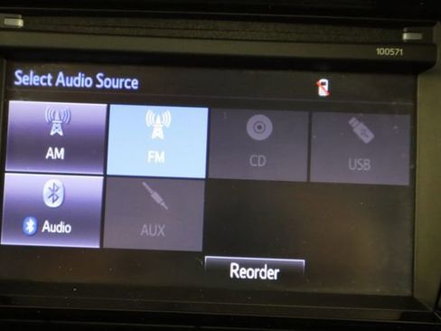 Used 2016 Toyota Corolla S FWD image 29